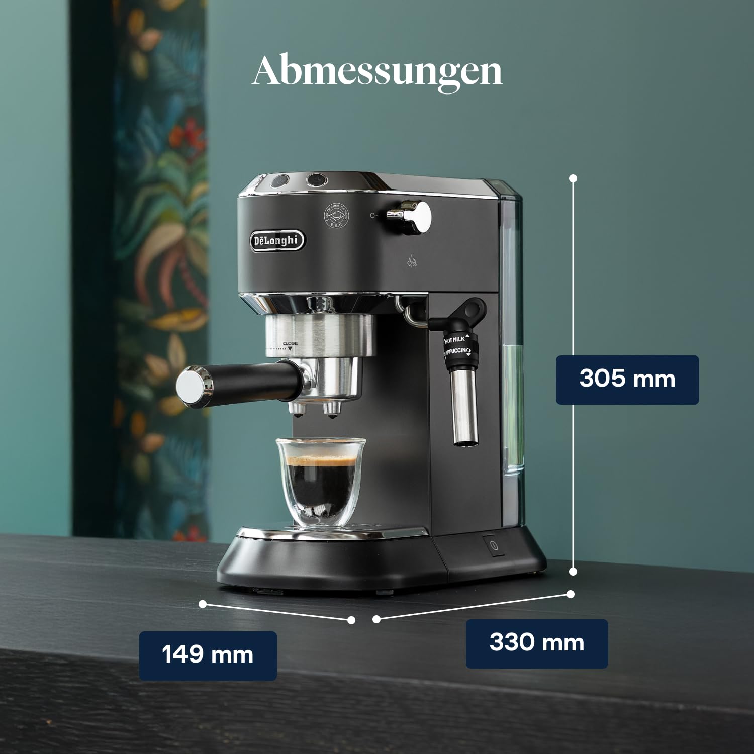 De'Longhi Dedica Duo - Perfetto Kompakte Siebträgermaschine Espressomaschine mit Soft-Touch-Icons, manuellem Milchaufschäumer für Espresso, Cappuccino und Cold Brew, 15cm breit, Metall (EC890.M)